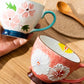 ✨Ręcznie malowany kubek ceramiczny - 🌸Pięknie ręcznie malowana, wytłaczana glazura