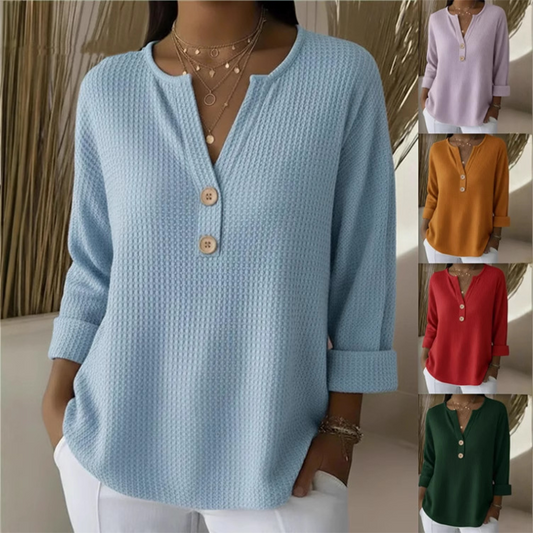 Damska bluzka z dzianiny waflowej z dekoltem w szpic i zapięciem na guziki