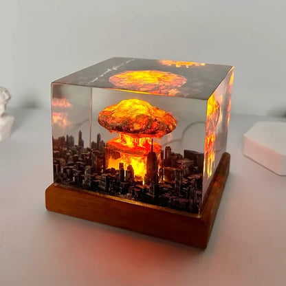 Lampa z chmurą grzybów po wybuchu bomby atomowej